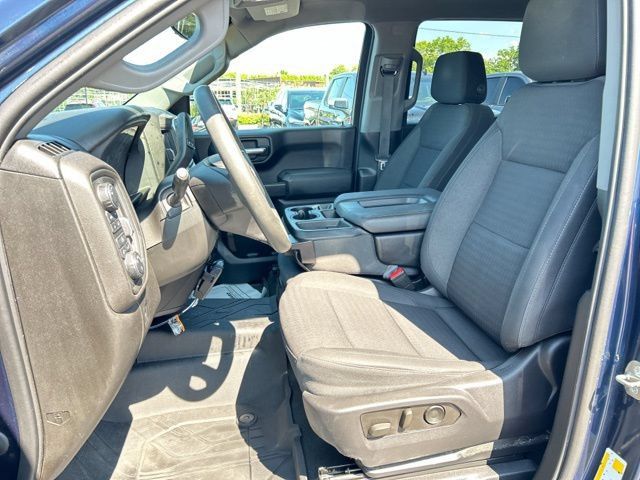 Used 2022 Chevrolet Silverado 1500 Custom AWD/4WD image 27