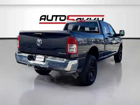 Used 2023 RAM 2500 Tradesman w/ Chrome Appearance Group image 7