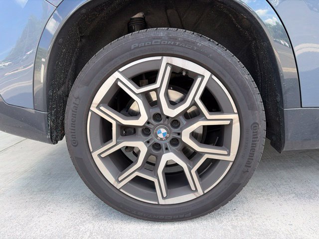 Used 2025 BMW X1 xDrive28i AWD/4WD image 5