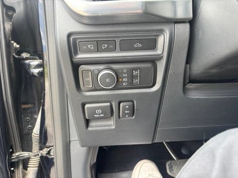 Used 2021 Ford F150 Lariat w/ Equipment Group 502A High AWD/4WD image 15