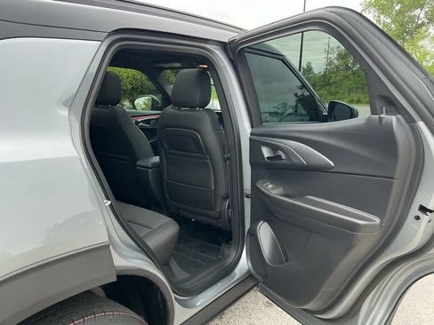 Used 2026 Chevrolet TrailBlazer RS w/ Convenience Package AWD/4WD image 17