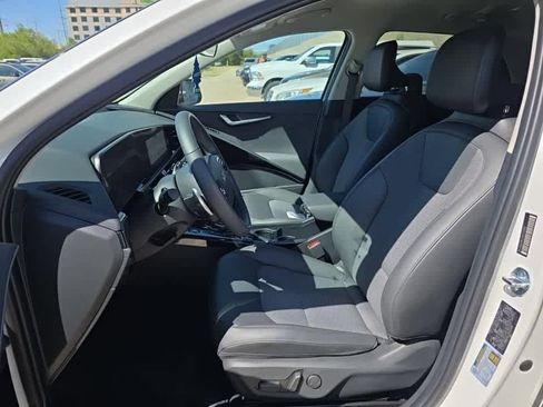 Used 2024 Kia Niro Wind w/ Wind Preserve Package FWD image 5