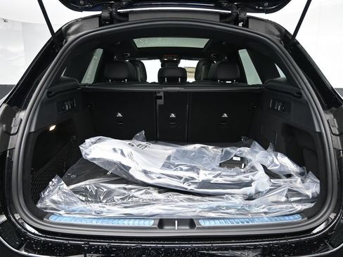 New 2026 Mercedes-Benz GLC 300 4MATIC image 24