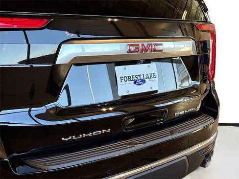 Used 2021 GMC Yukon Denali image 22