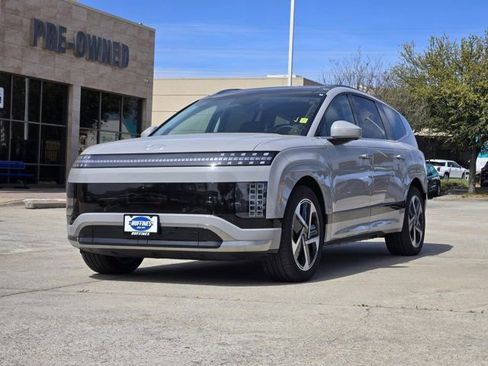 Certified 2026 Hyundai Ioniq 9 Calligraphy image 3