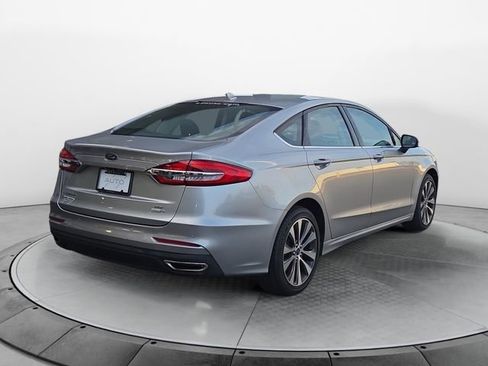 Used 2020 Ford Fusion SE AWD/4WD image 5