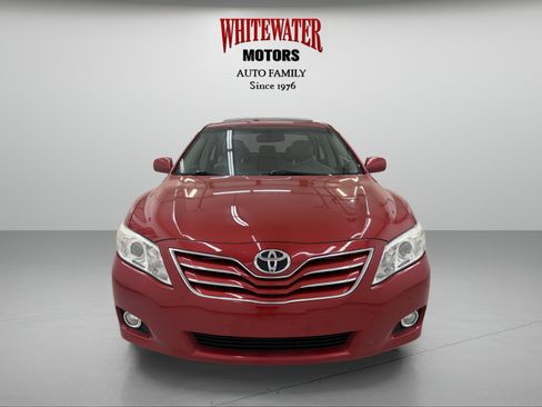 Used 2011 Toyota Camry XLE w/ SE/XLE Extra-Value Pkg FWD image 6