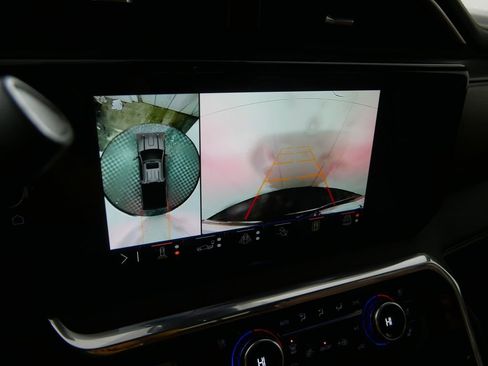 Used 2024 GMC Sierra 3500 Denali Ultimate image 32