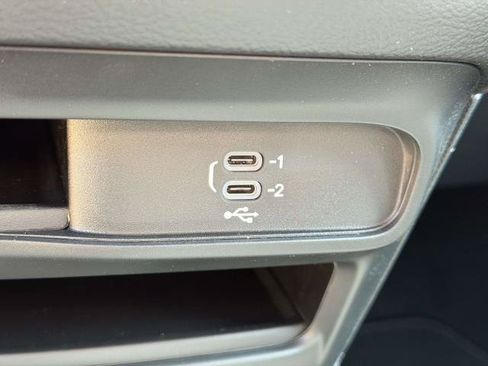 New 2026 Chrysler Voyager LX FWD image 19