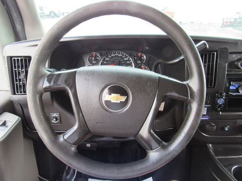 Used 2014 Chevrolet Express 1500 RWD image 31