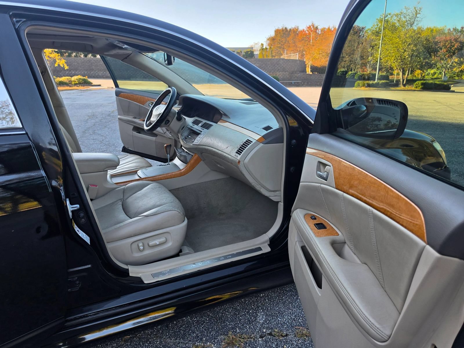 Used 2007 Toyota Avalon XL FWD image 14