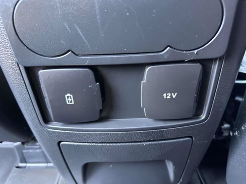 Certified 2023 Ford Explorer XLT AWD/4WD image 16