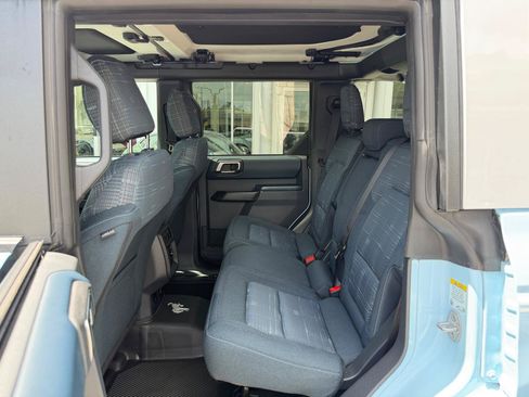 Used 2025 Ford Bronco Heritage Edition AWD/4WD image 50