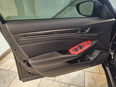 Used 2022 Honda Accord Sport image 15