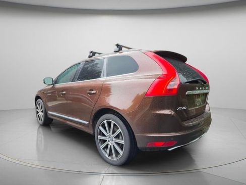 Used 2016 Volvo XC60 T5 Platinum w/ Climate Package FWD image 9