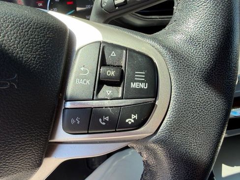 Used 2024 Ford Explorer XLT w/ Class IV Trailer Tow Package image 9