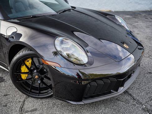 Used 2026 Porsche 911 Targa 4 GTS w/ Premium Package image 7
