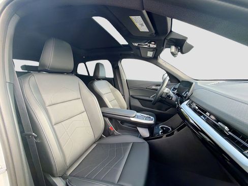 Certified 2025 BMW X2 xDrive28i w/ Convenience Package image 16