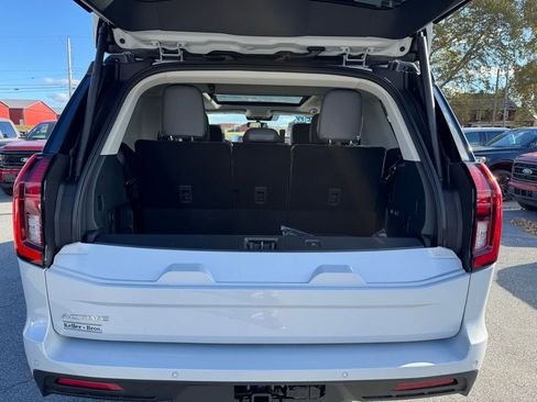 New 2025 Ford Expedition Active image 32