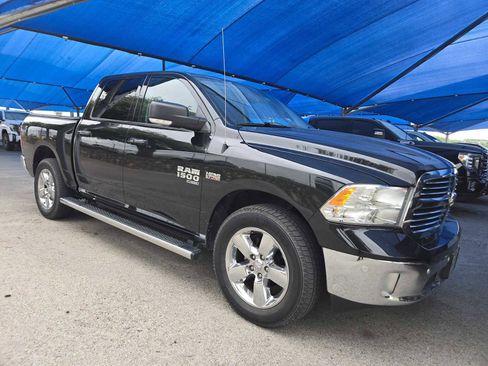 Used 2019 RAM 1500 Lone Star RWD image 2