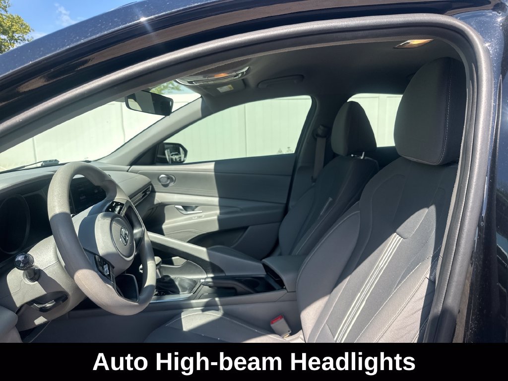 Used 2023 Hyundai Elantra SEL FWD image 10