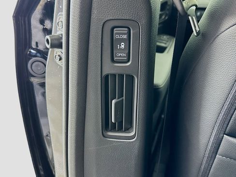 New 2026 Honda Odyssey Sport-L image 17