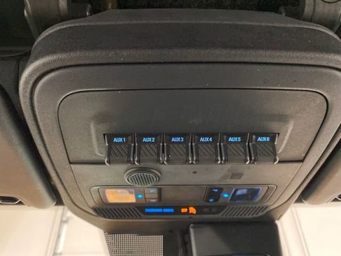 Used 2021 Ford Bronco Badlands image 26