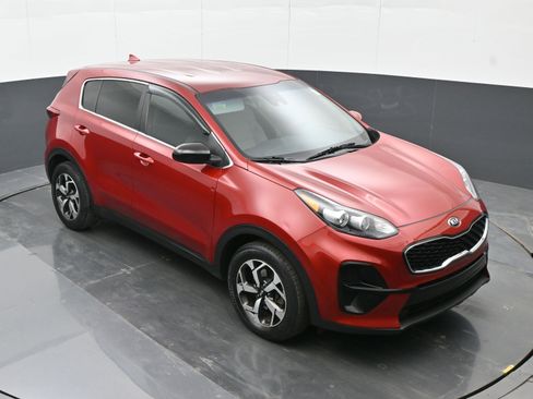 Used 2022 Kia Sportage LX image 30