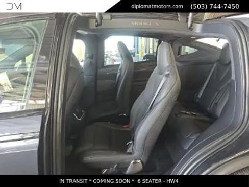 Used 2025 Tesla Model X AWD/4WD image 11