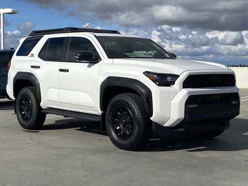 New 2026 Toyota 4Runner TRD Off-Road image 2