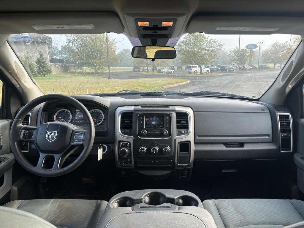 Used 2019 RAM 1500 Classic SLT AWD/4WD image 13