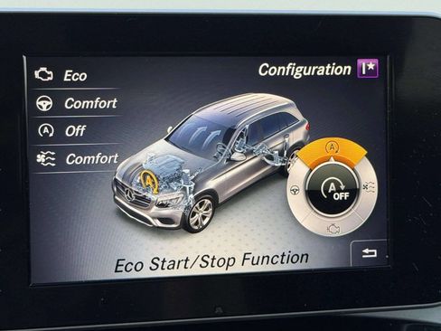 Used 2017 Mercedes-Benz GLC 300 4MATIC image 49