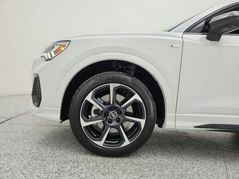 Used 2025 Audi Q3 2.0T Premium Plus w/ Premium Plus Package AWD/4WD image 18