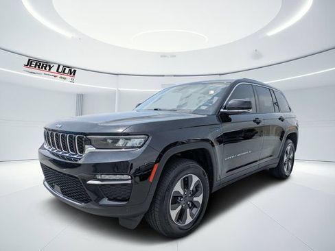 Used 2022 Jeep Grand Cherokee Limited 4xe AWD/4WD image 8