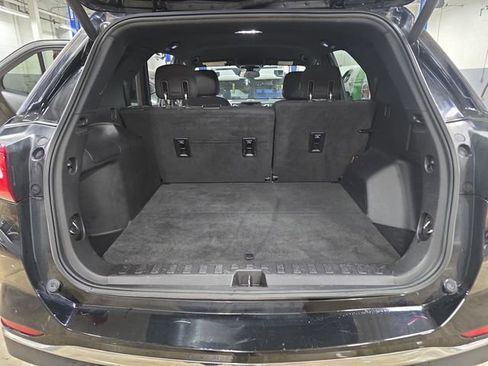 Used 2018 Chevrolet Equinox LT image 12