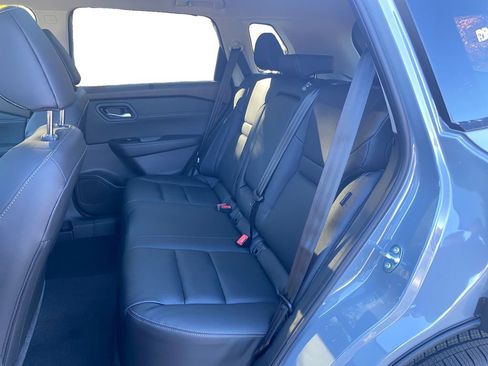 Used 2023 Nissan Rogue SL w/ SL Premium Package AWD/4WD image 14