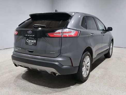 Used 2023 Ford Edge Titanium image 2