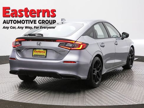 Used 2025 Honda Civic Sport image 5