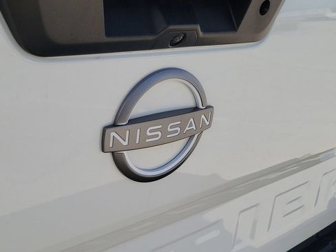 Certified 2025 Nissan Frontier SV RWD image 14