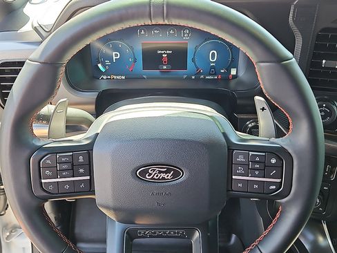 Used 2025 Ford F150 Raptor AWD/4WD image 16