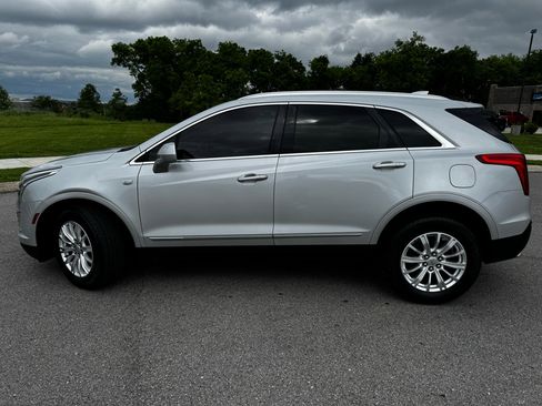 Used 2017 Cadillac XT5 FWD w/ LPO, Wheel Lock Package image 8
