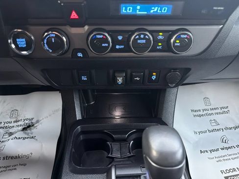 Used 2023 Toyota Tacoma TRD Off-Road w/ Black Out Package (TMS) AWD/4WD image 29