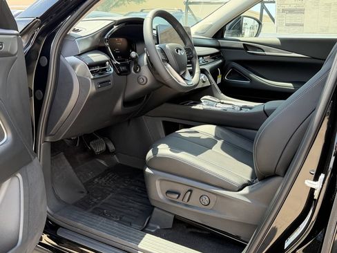 New 2027 INFINITI QX60 Luxe w/ Cargo Package FWD image 13