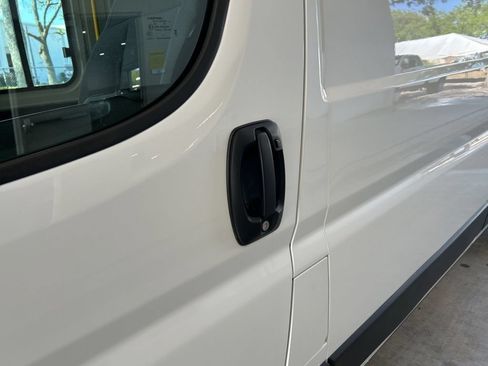 Used 2024 RAM ProMaster 3500 w/ Delivery Van Package FWD image 19