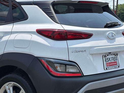 Used 2023 Hyundai Kona SEL w/ Winter Weather Package AWD/4WD image 9