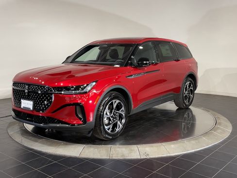 New 2024 Lincoln Nautilus Premier w/ Equipment Group 102A image 9