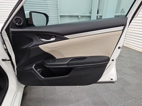 Used 2017 Honda Civic EX image 34