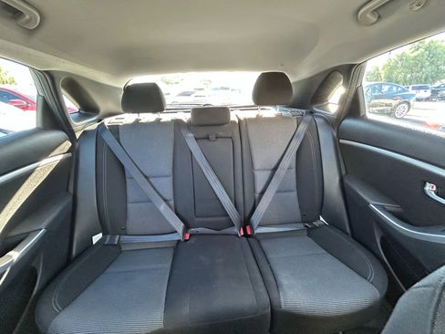 Used 2016 Hyundai Elantra GT image 16