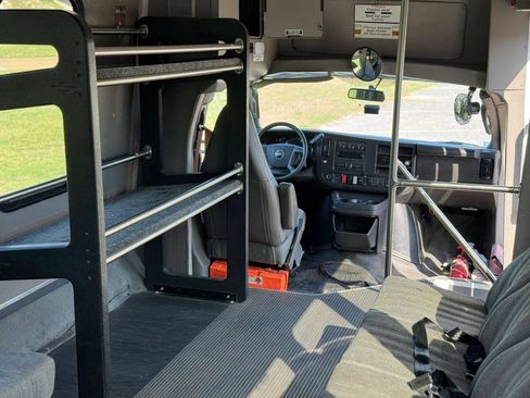 Used 2023 GMC Savana 3500 w/ Shuttle Bus Package RWD image 14