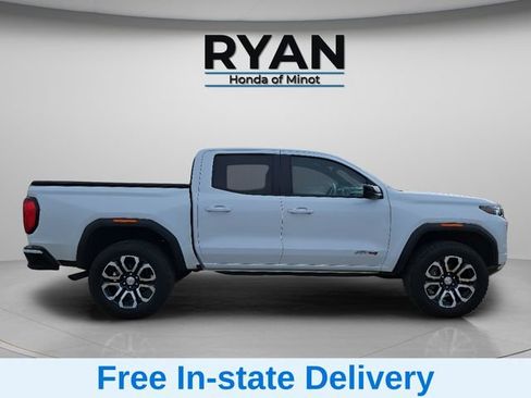 Used 2024 GMC Canyon AT4 w/ Technology Package AWD/4WD image 6